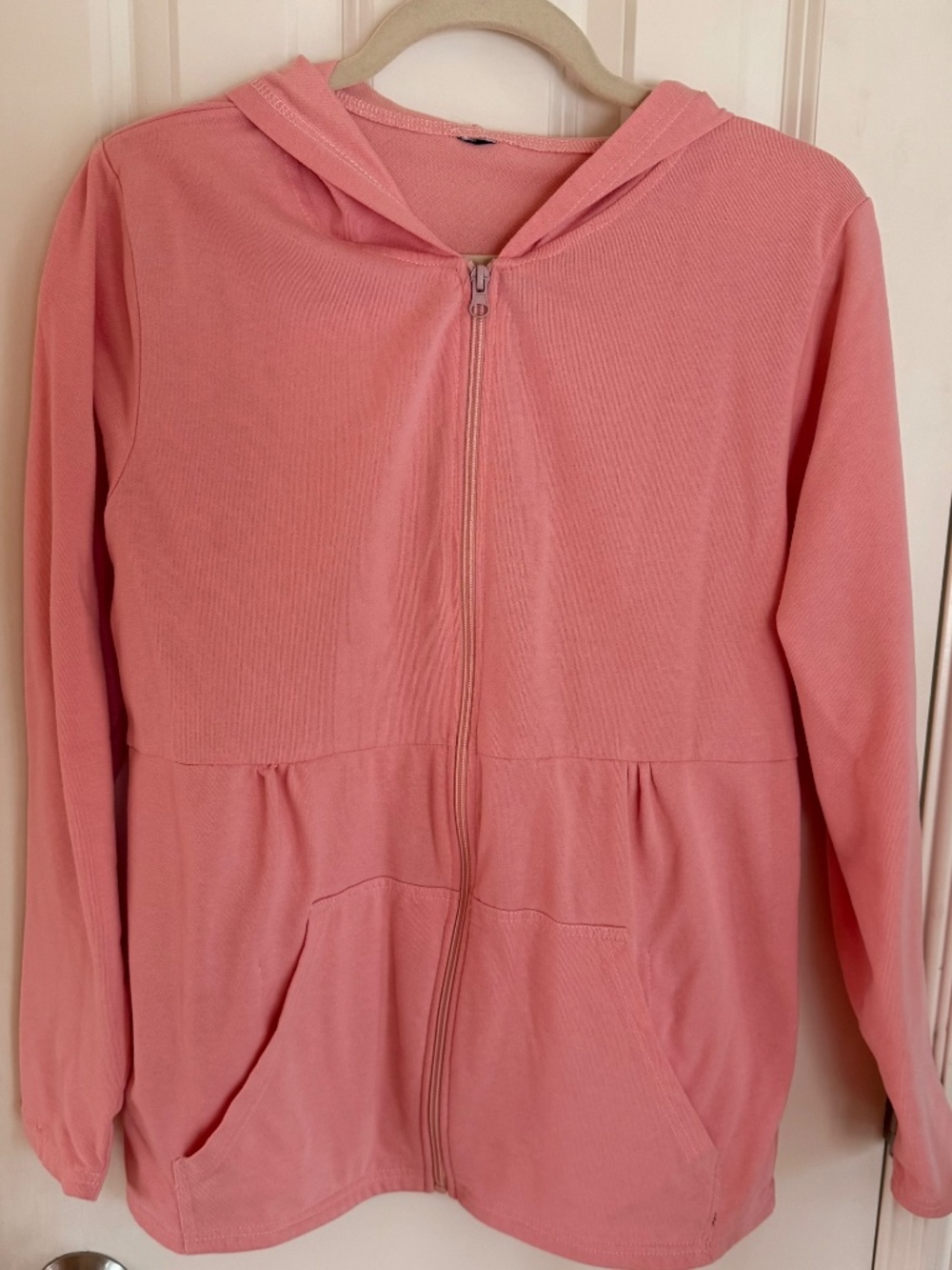 Post-mastectomy zip-front hoodie with drain pockets (Medium)